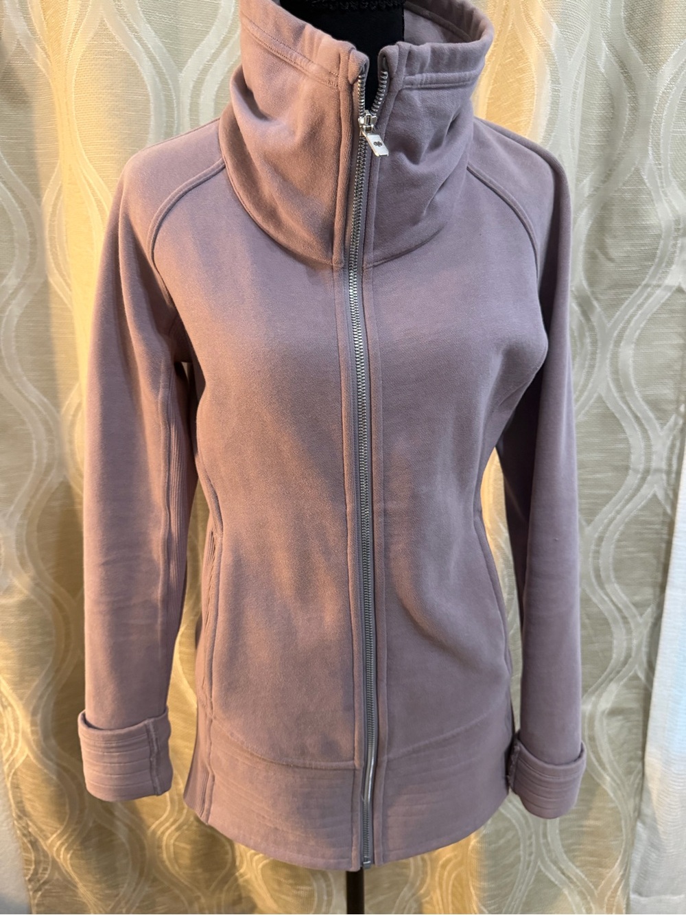 Lululemon Women's Zip-Front Fleece Jacket - Dusty Mauve